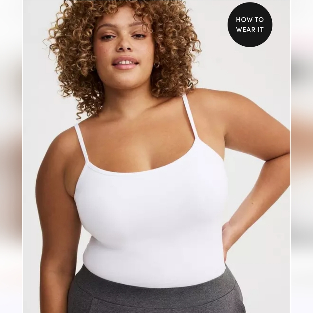 NWT Torrid Bright White Scoop Neck Built In Shelf Bra Cami Size 00 ( Plus )